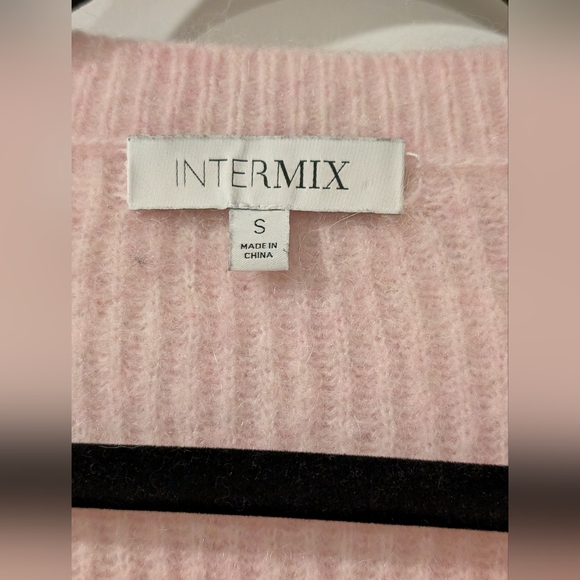 Intermix Ribbed Alpaca Wool Blend Cropped Cardigan - Picture 4 of 9